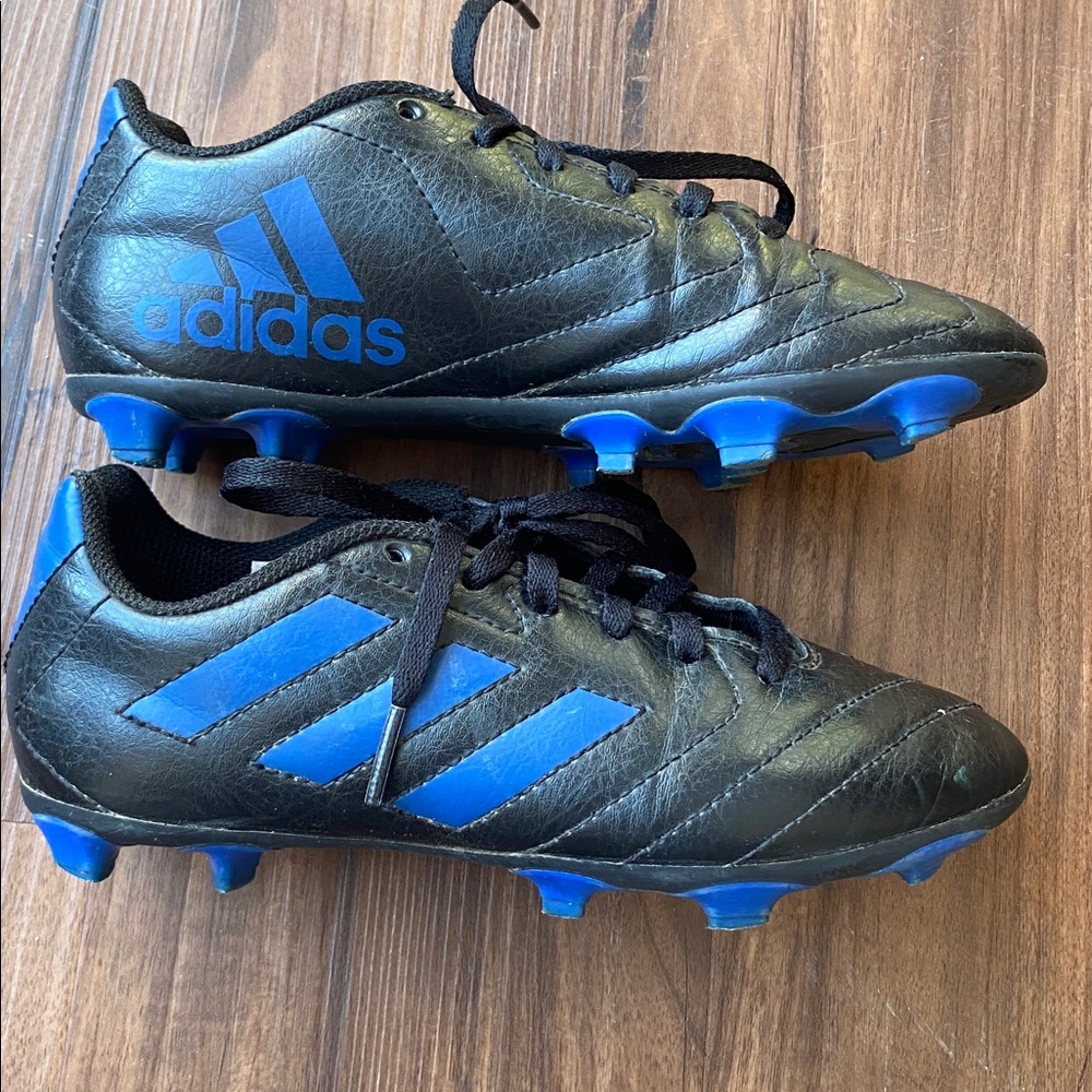Adidas Cleats - Picture 3 of 7